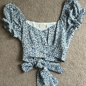 Altar’D State Blue Print Puff Sleeves Crop Top